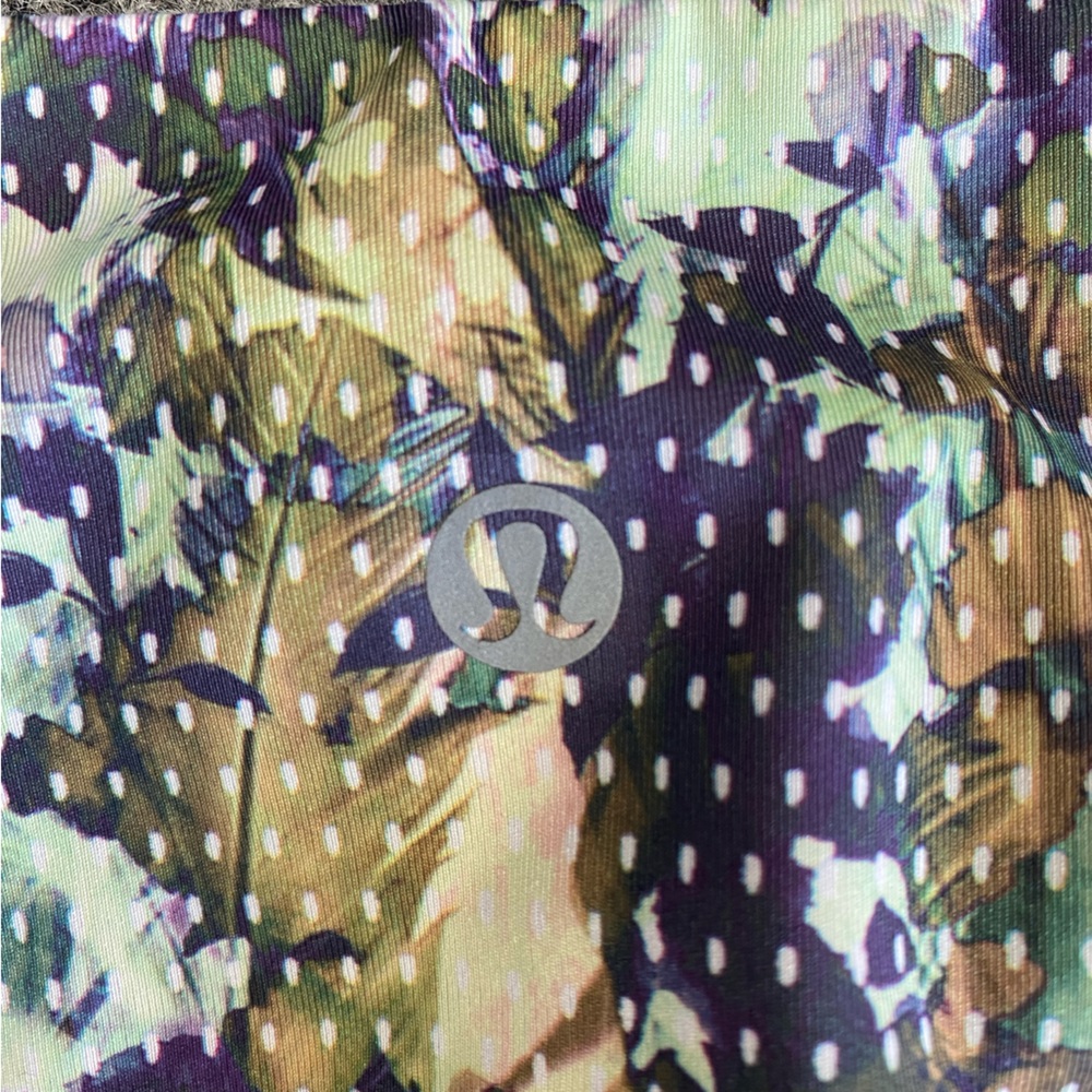 Lululemon 6 tall full length leggings.